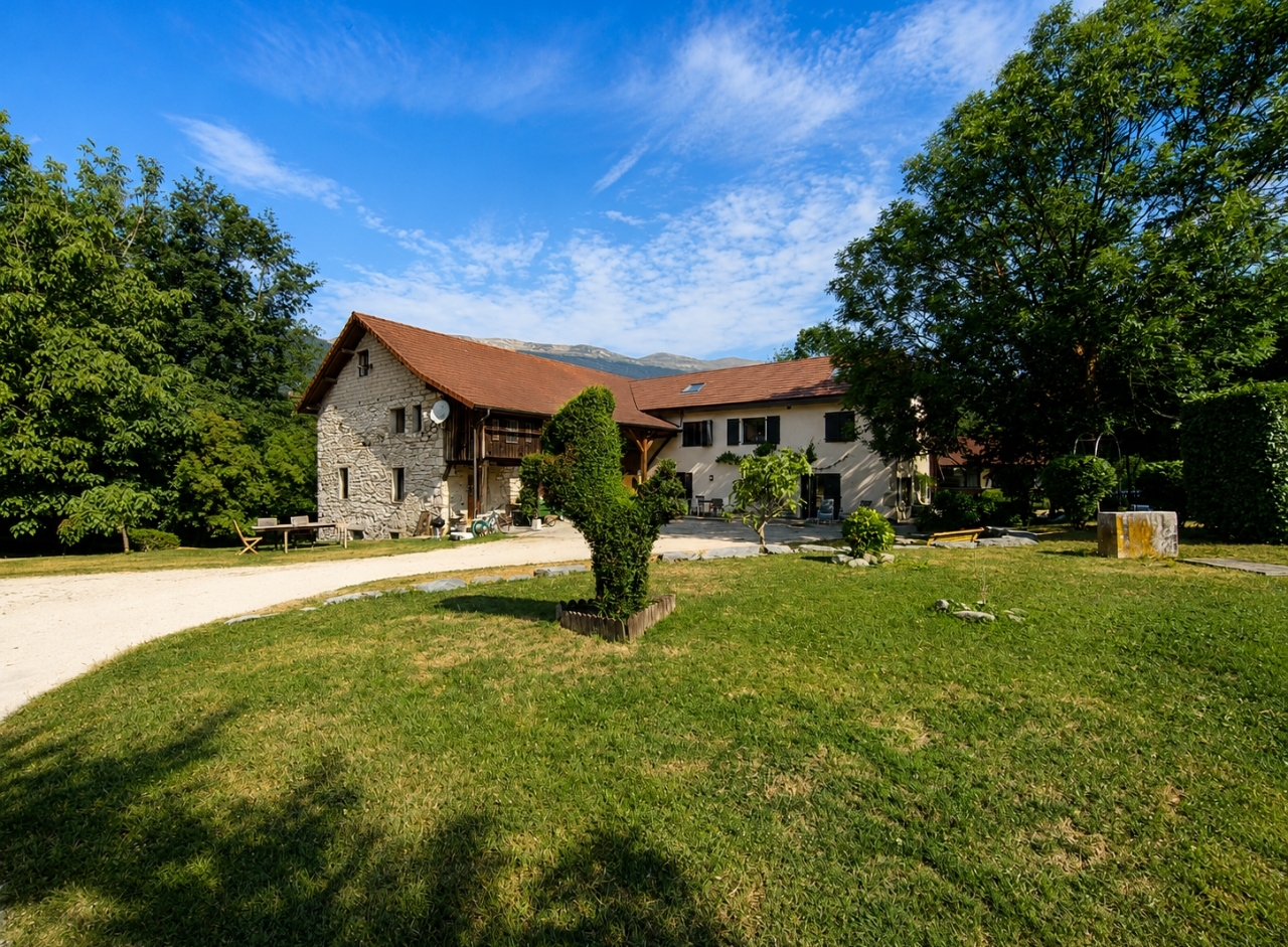 Propriété équestre Saint-Genis-Pouilly — photo 1